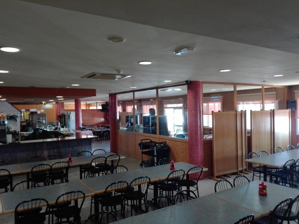 Hotel Restaurant Casa Miquel Alcarraz Bagian luar foto