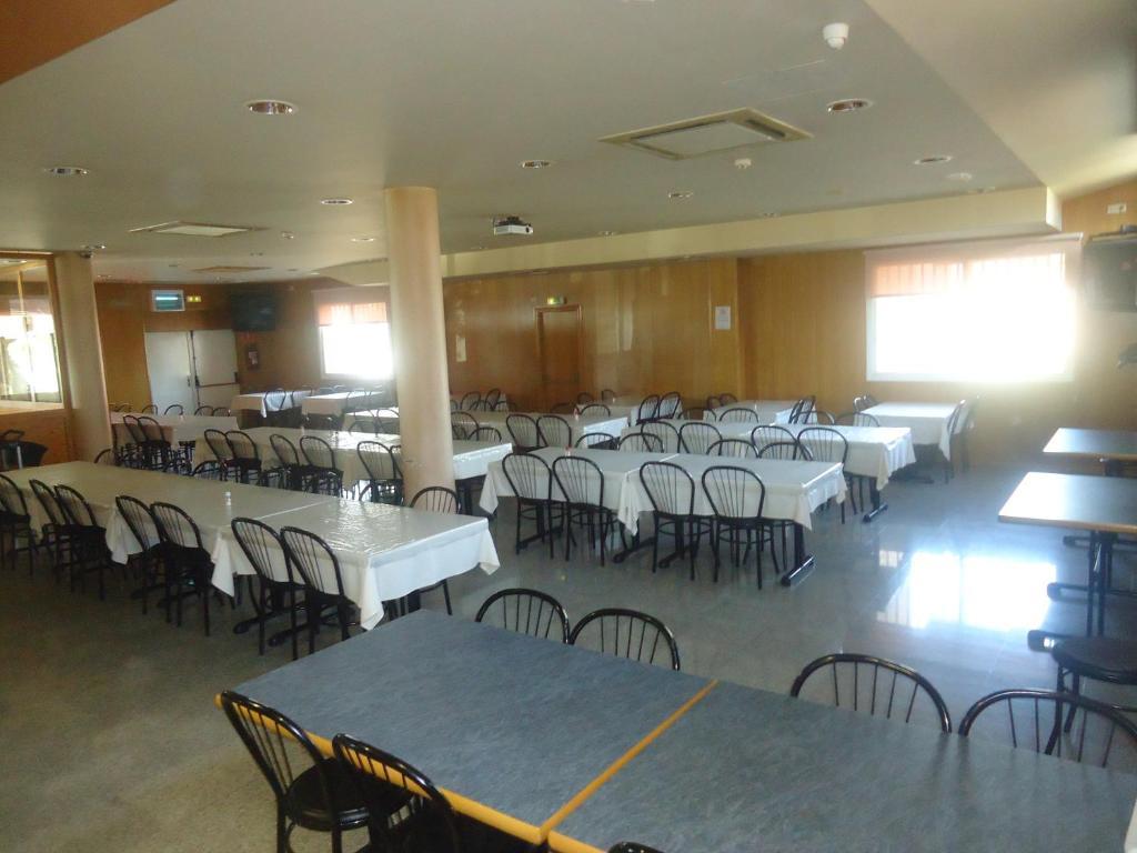 Hotel Restaurant Casa Miquel Alcarraz Bagian luar foto
